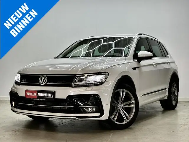 Photo 1 : Volkswagen Tiguan 2017 Essence