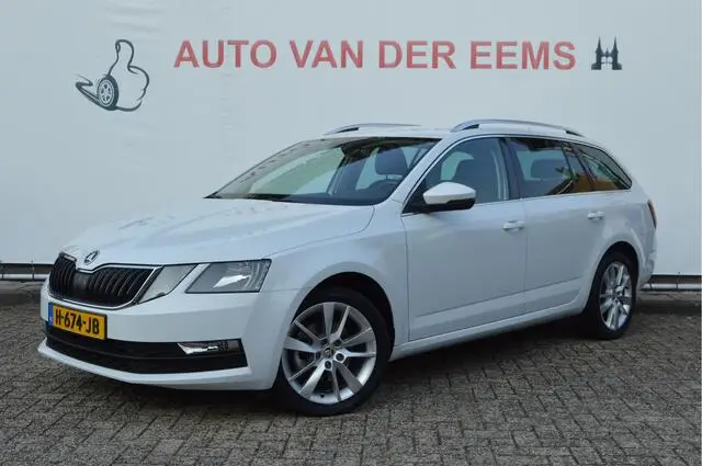 Photo 1 : Skoda Octavia 2020 Petrol