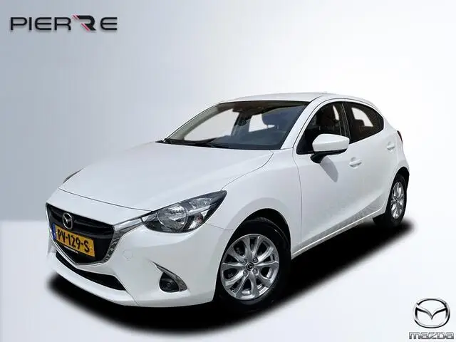 Photo 1 : Mazda 2 2017 Petrol