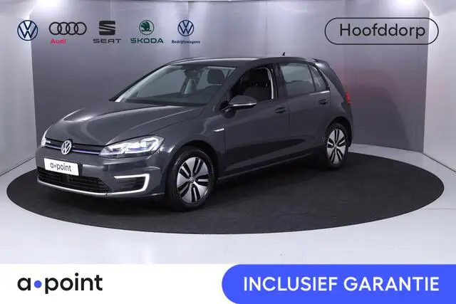 Photo 1 : Volkswagen Golf 2020 Électrique