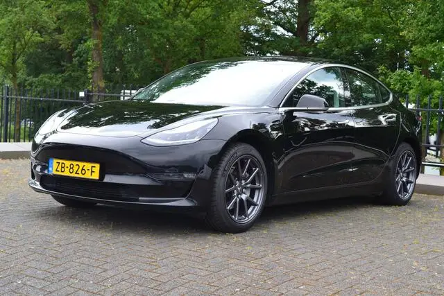 Photo 1 : Tesla Model 3 2019 Electric