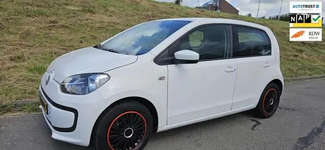 Photo 1 : Volkswagen Up! 2016 Petrol