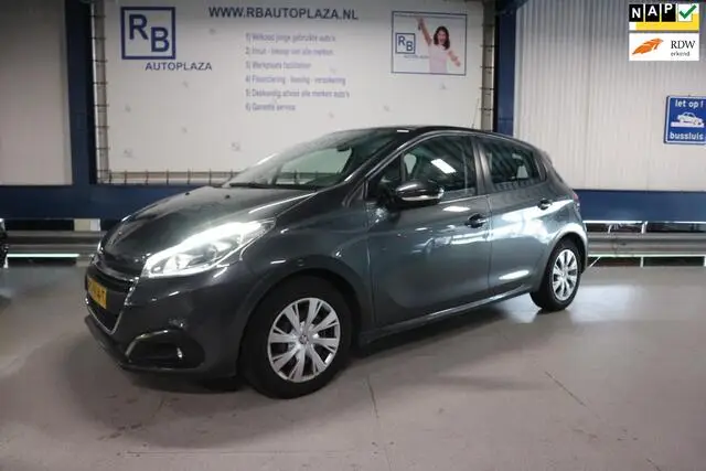 Photo 1 : Peugeot 208 2017 Petrol