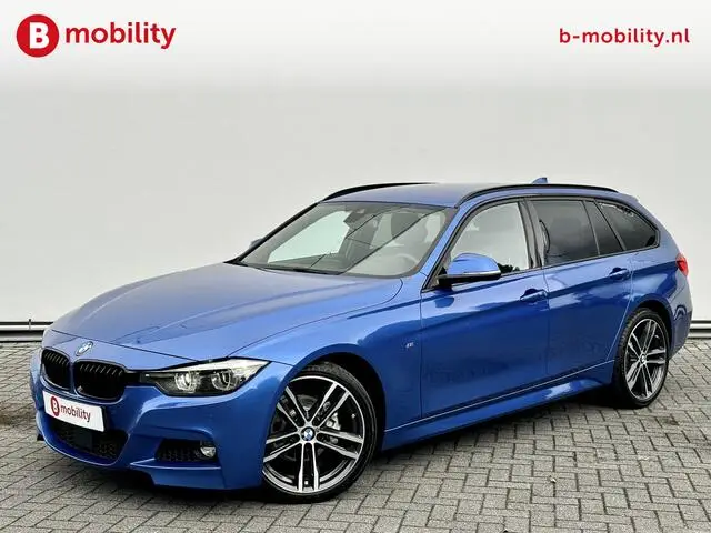 Photo 1 : Bmw Serie 3 2019 Petrol