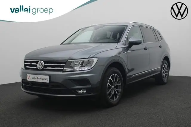 Photo 1 : Volkswagen Tiguan 2021 Essence