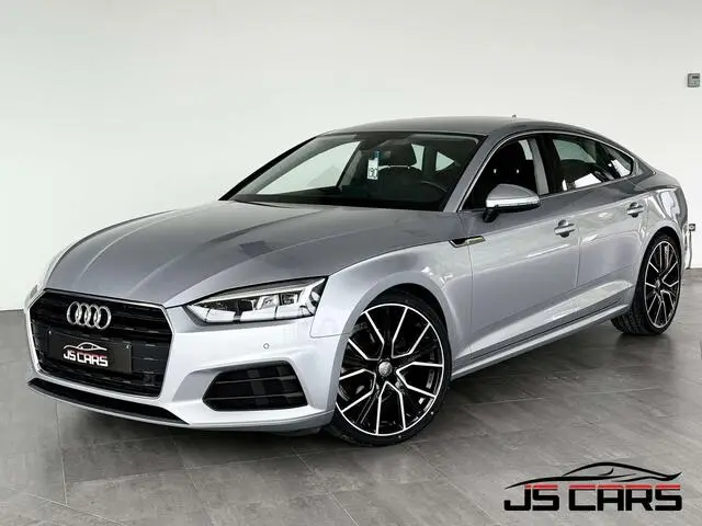 Photo 1 : Audi A5 2019 Essence