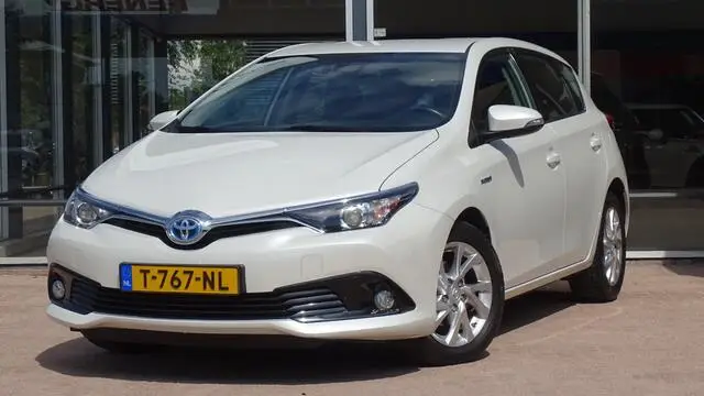 Photo 1 : Toyota Auris 2018 Hybrid