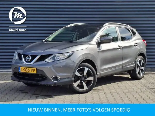 Photo 1 : Nissan Qashqai 2017 Petrol