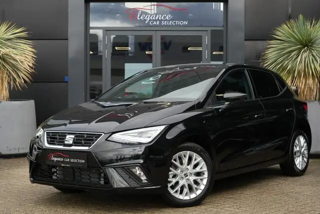 Photo 1 : Seat Ibiza 2024 Petrol