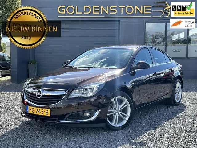 Photo 1 : Opel Insignia 2015 Essence