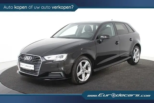 Photo 1 : Audi A3 2020 Hybrid