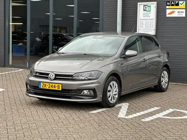 Photo 1 : Volkswagen Polo 2019 Essence