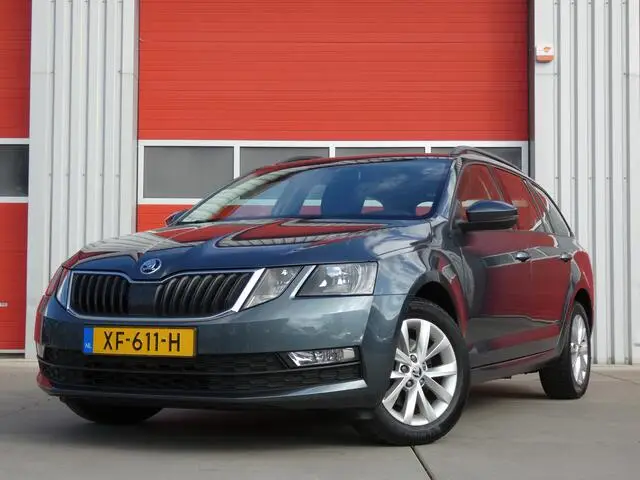 Photo 1 : Skoda Octavia 2019 Essence