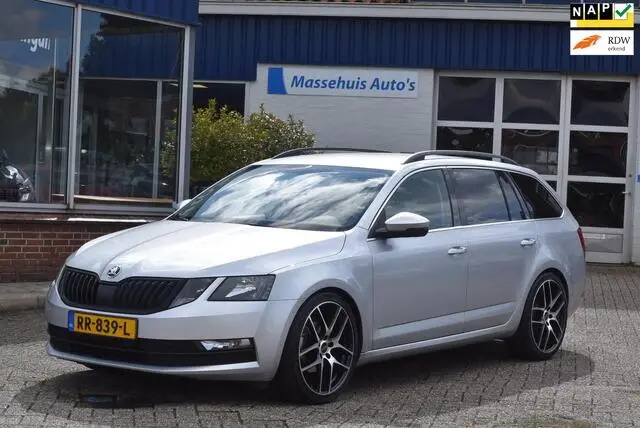 Photo 1 : Skoda Octavia 2018 Essence