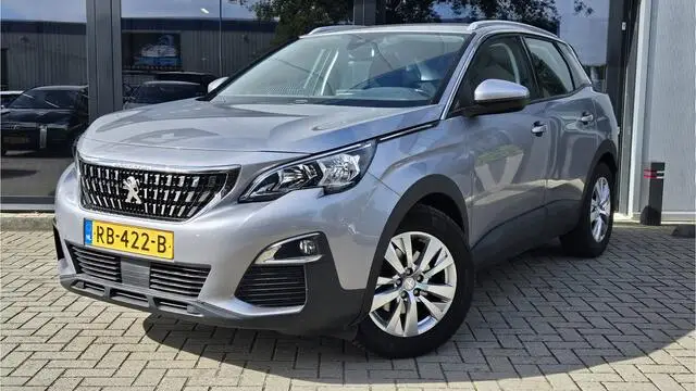 Photo 1 : Peugeot 3008 2017 Petrol