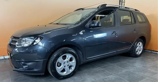 Photo 1 : Dacia Logan 2016 Essence