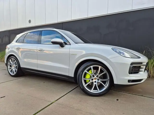 Photo 1 : Porsche Cayenne 2021 Non renseigné