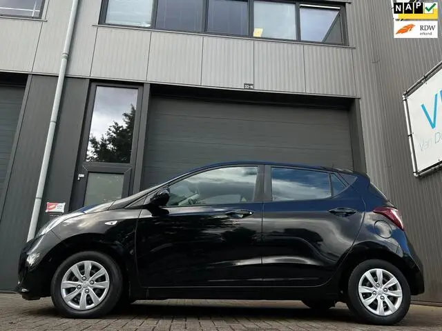 Photo 1 : Hyundai I10 2017 Petrol