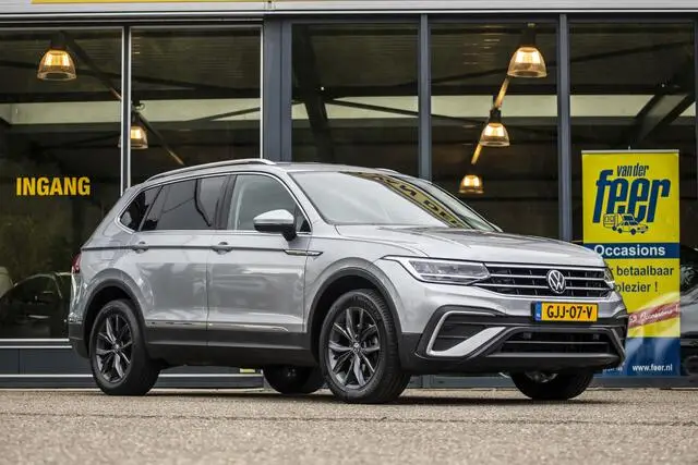 Photo 1 : Volkswagen Tiguan 2022 Essence