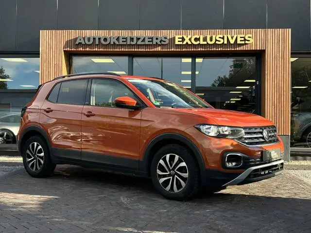 Photo 1 : Volkswagen T-cross 2022 Essence