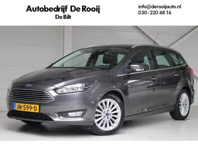 Photo 1 : Ford Focus 2016 Petrol