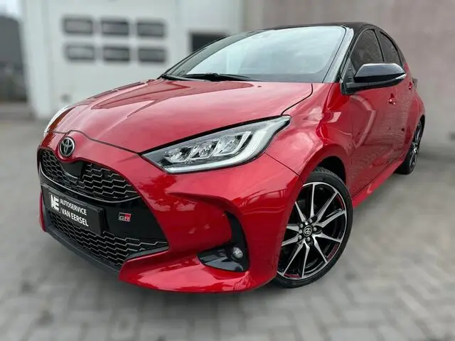 Photo 1 : Toyota Yaris 2024 Essence