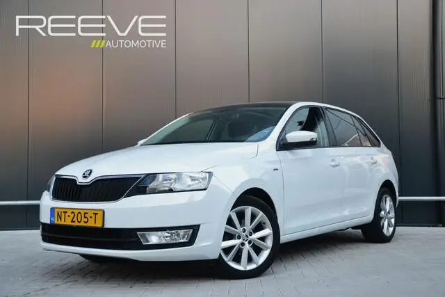 Photo 1 : Skoda Rapid 2017 Essence