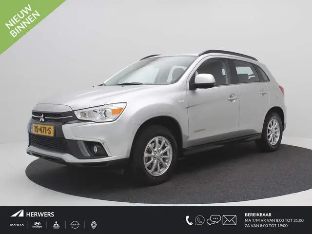 Photo 1 : Mitsubishi Asx 2018 Petrol