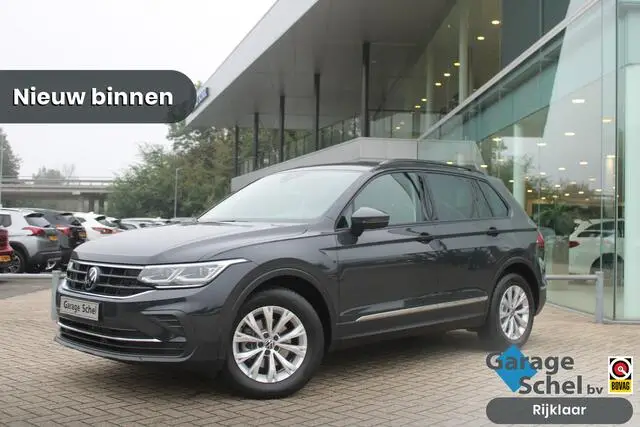 Photo 1 : Volkswagen Tiguan 2023 Essence