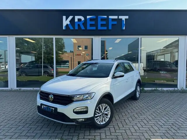 Photo 1 : Volkswagen T-roc 2021 Essence