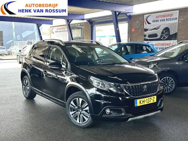 Photo 1 : Peugeot 2008 2016 Petrol