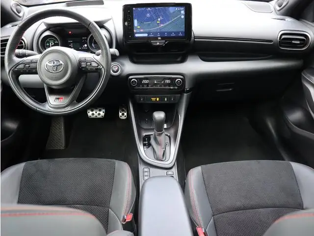 Photo 1 : Toyota Yaris 2022 Hybrid