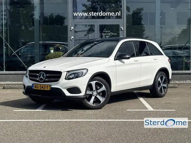 Photo 1 : Mercedes-benz Classe Glc 2016 Petrol