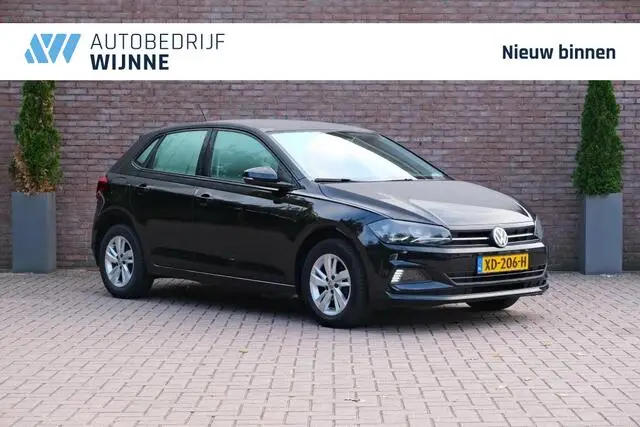 Photo 1 : Volkswagen Polo 2018 Petrol