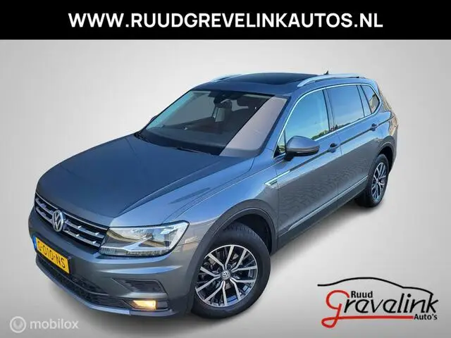 Photo 1 : Volkswagen Tiguan 2019 Essence