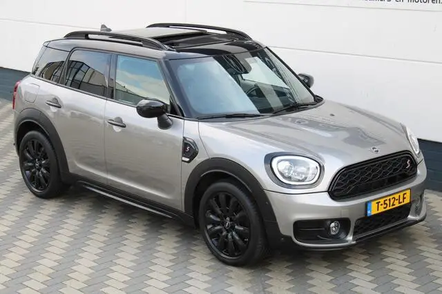 Photo 1 : Mini Countryman 2020 Essence