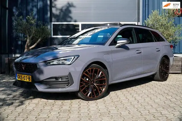 Photo 1 : Cupra Leon 2021 Hybrid