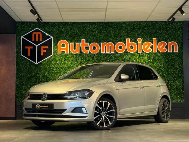 Photo 1 : Volkswagen Polo 2018 Petrol