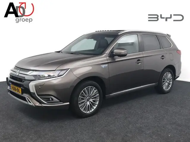 Photo 1 : Mitsubishi Outlander 2020 Hybride