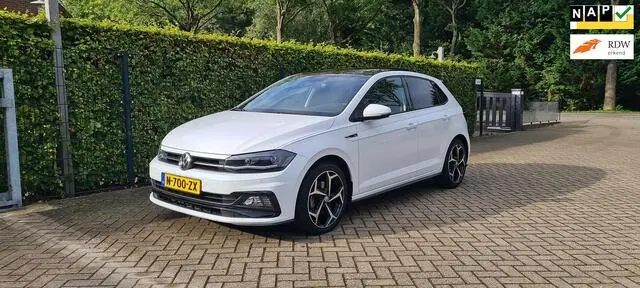 Photo 1 : Volkswagen Polo 2018 Petrol