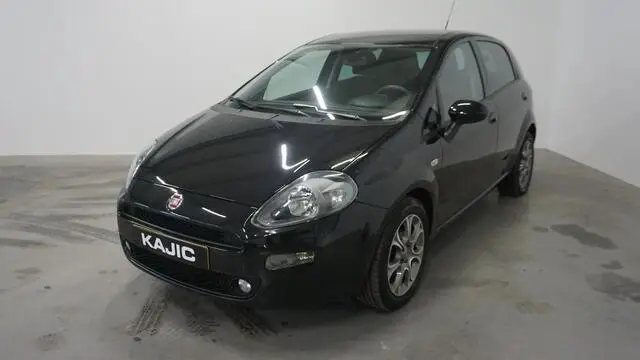 Photo 1 : Fiat Punto 2018 Petrol