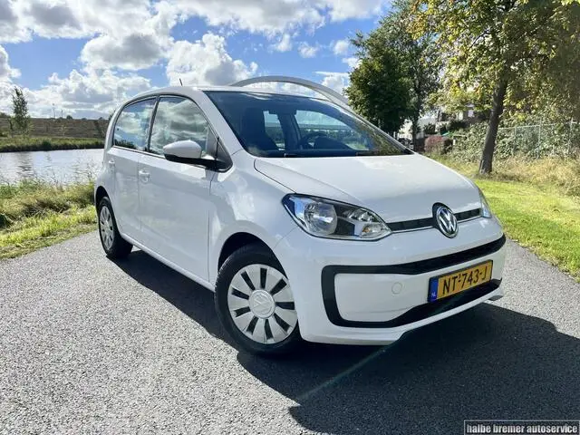 Photo 1 : Volkswagen Up! 2017 Petrol