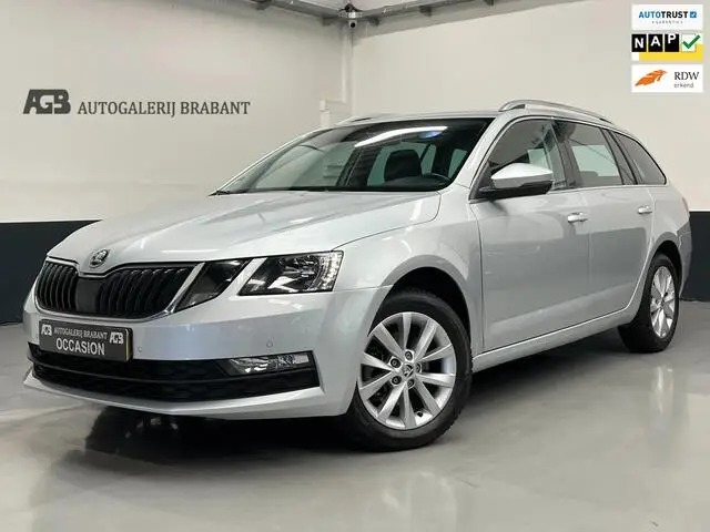 Photo 1 : Skoda Octavia 2019 Essence