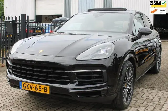 Photo 1 : Porsche Cayenne 2018 Hybrid