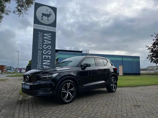 Photo 1 : Volvo Xc40 2021 Hybride