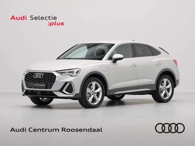 Photo 1 : Audi Q3 2023 Hybride