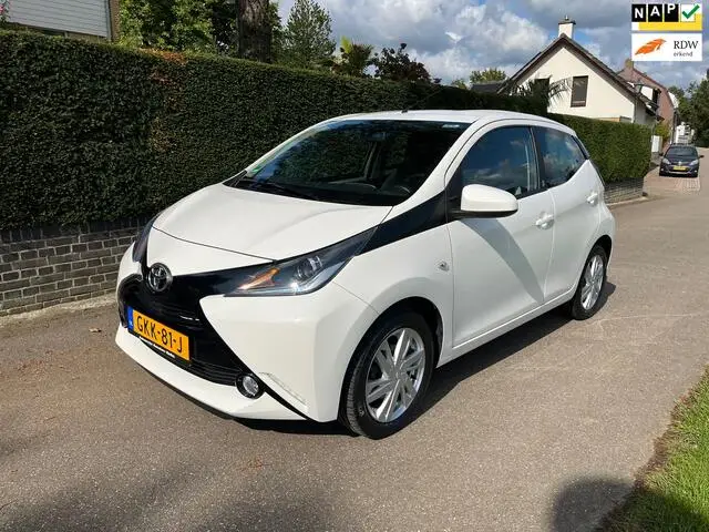 Photo 1 : Toyota Aygo 2018 Petrol