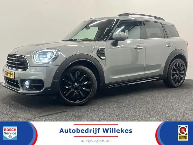 Photo 1 : Mini Countryman 2020 Essence