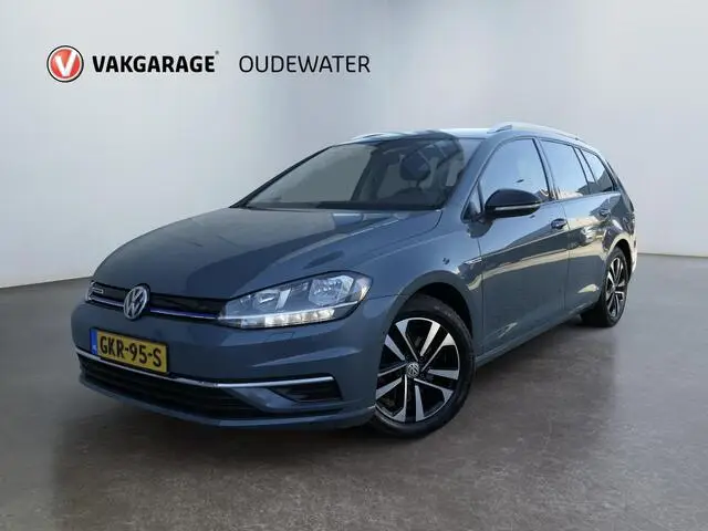 Photo 1 : Volkswagen Golf 2019 Petrol