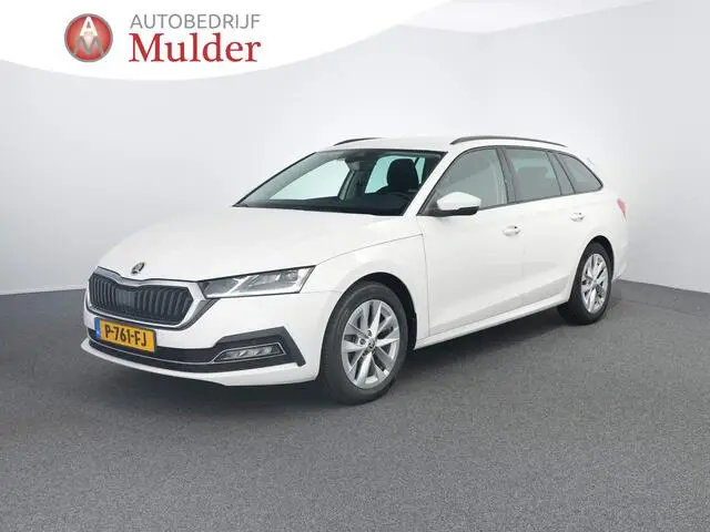 Photo 1 : Skoda Octavia 2021 Essence